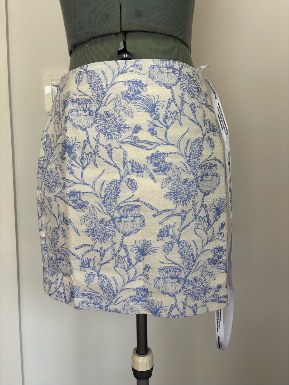 Amanda Uprichard English Blue Floral Jacquard Mini Skirt Size S NWT